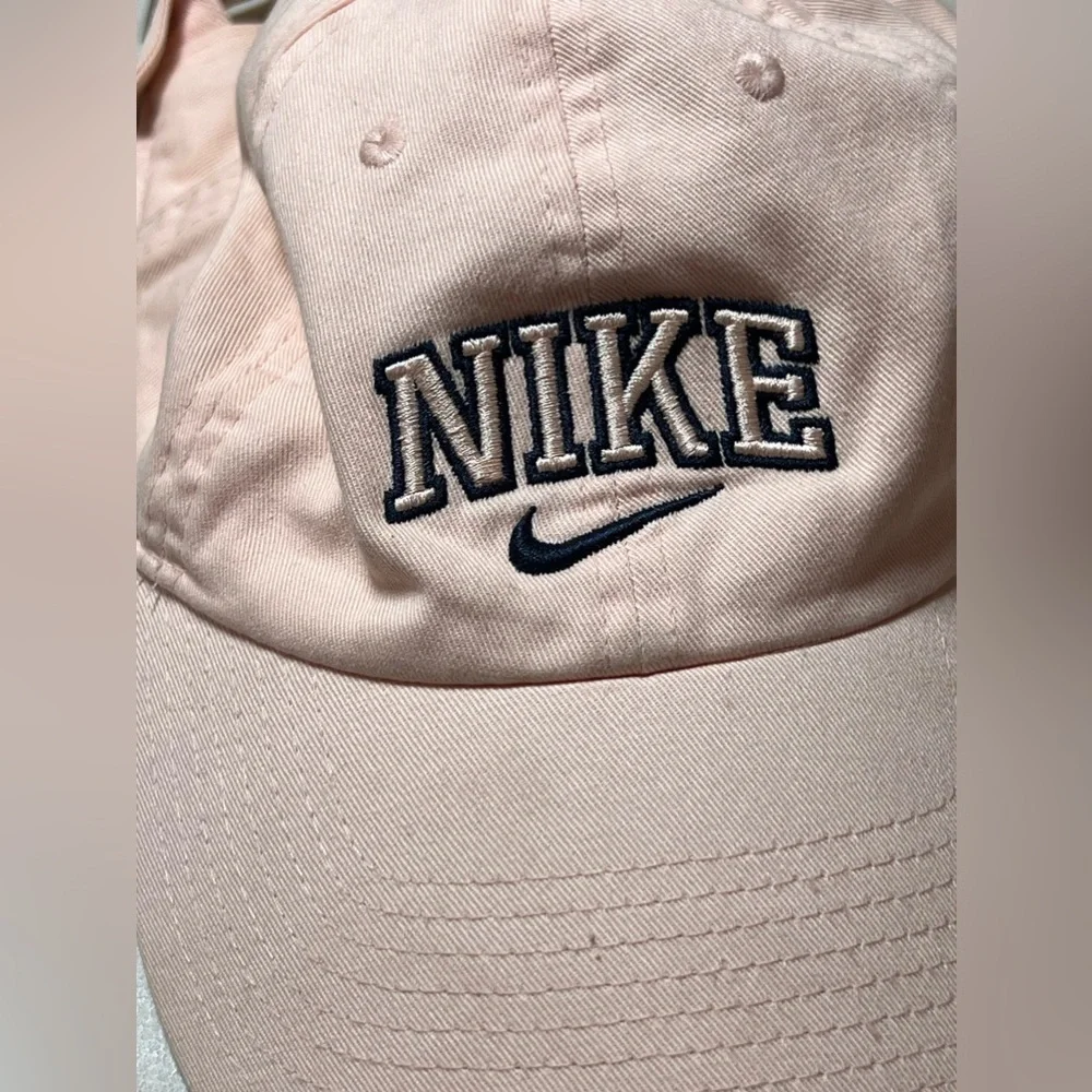 Nike Heritage 86 Retro Classic Nike Swoosh Classic Hat